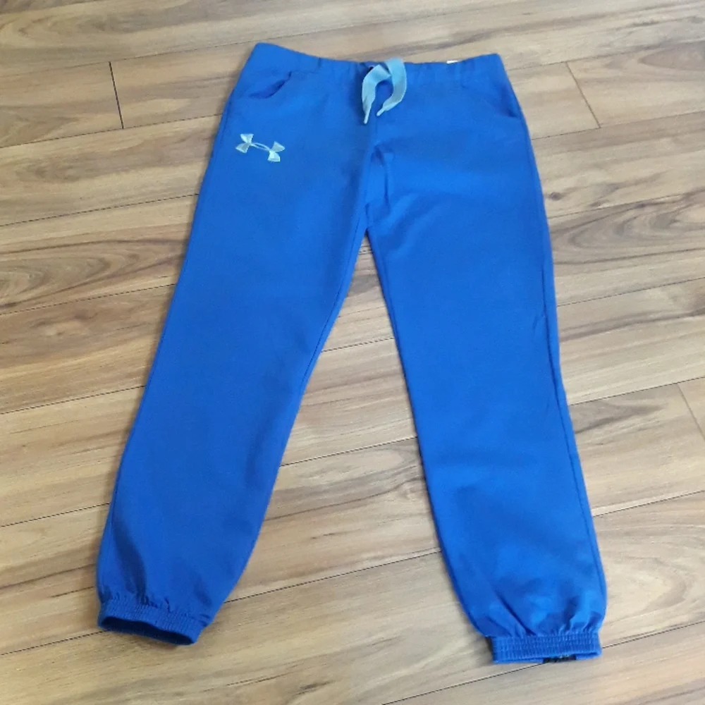 NWT UnderArmour Storm Joggers